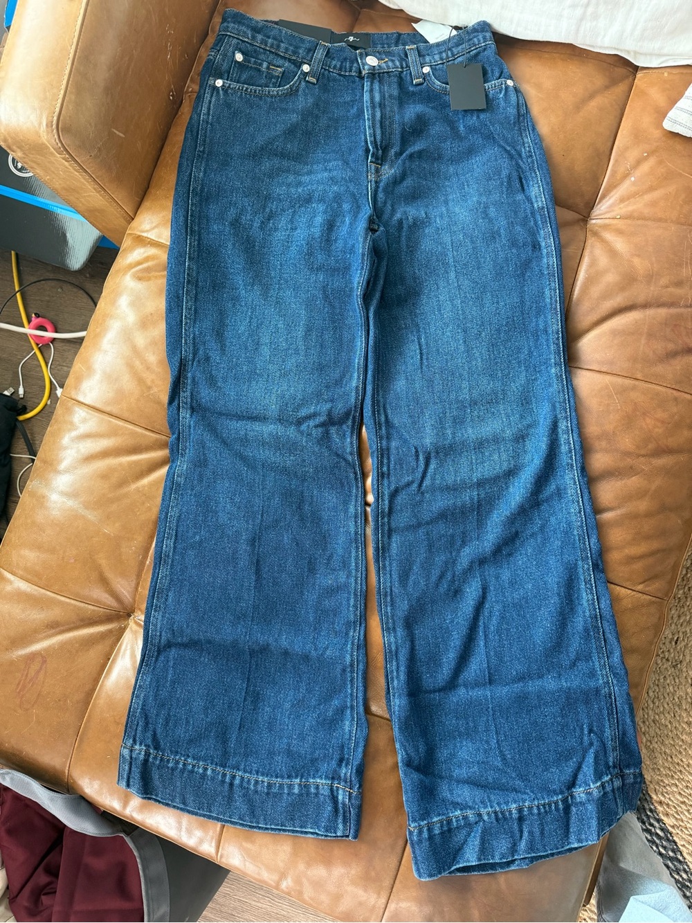 7 For All Mankind Dark Modern Dojo Tailorless Wide-Leg Jeans - Picture 3 of 6